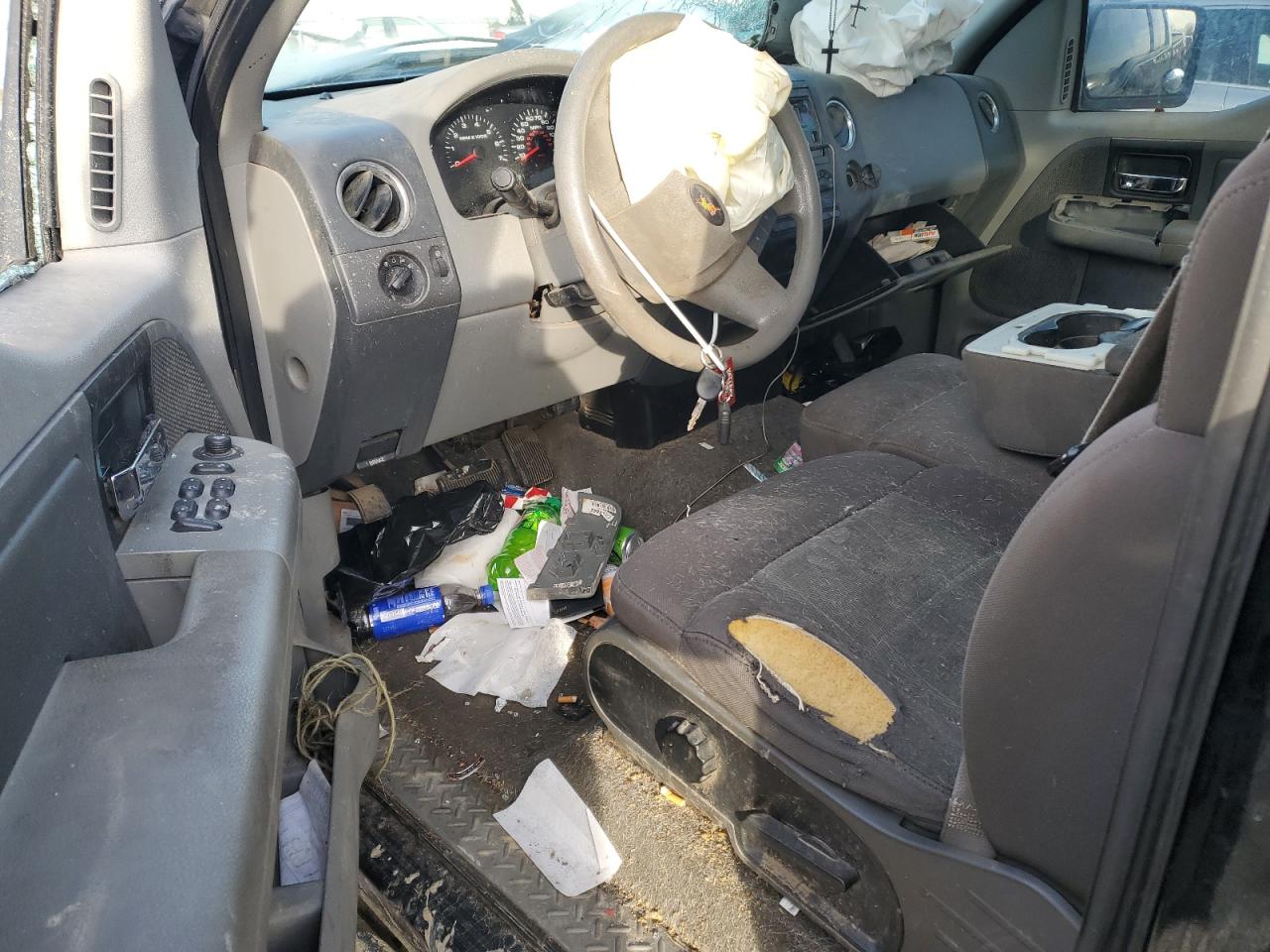 2006 Ford F-150 - Image 8