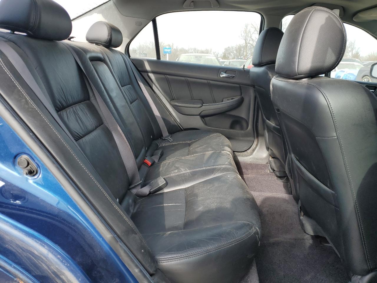 2006 Honda Accord - Image 10