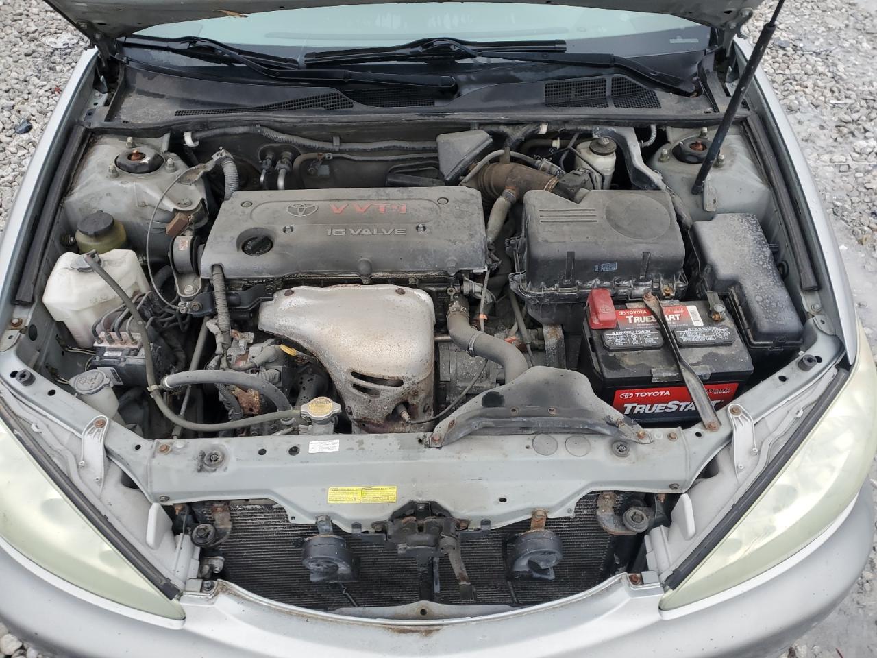 2005 Toyota Camry - Image 11