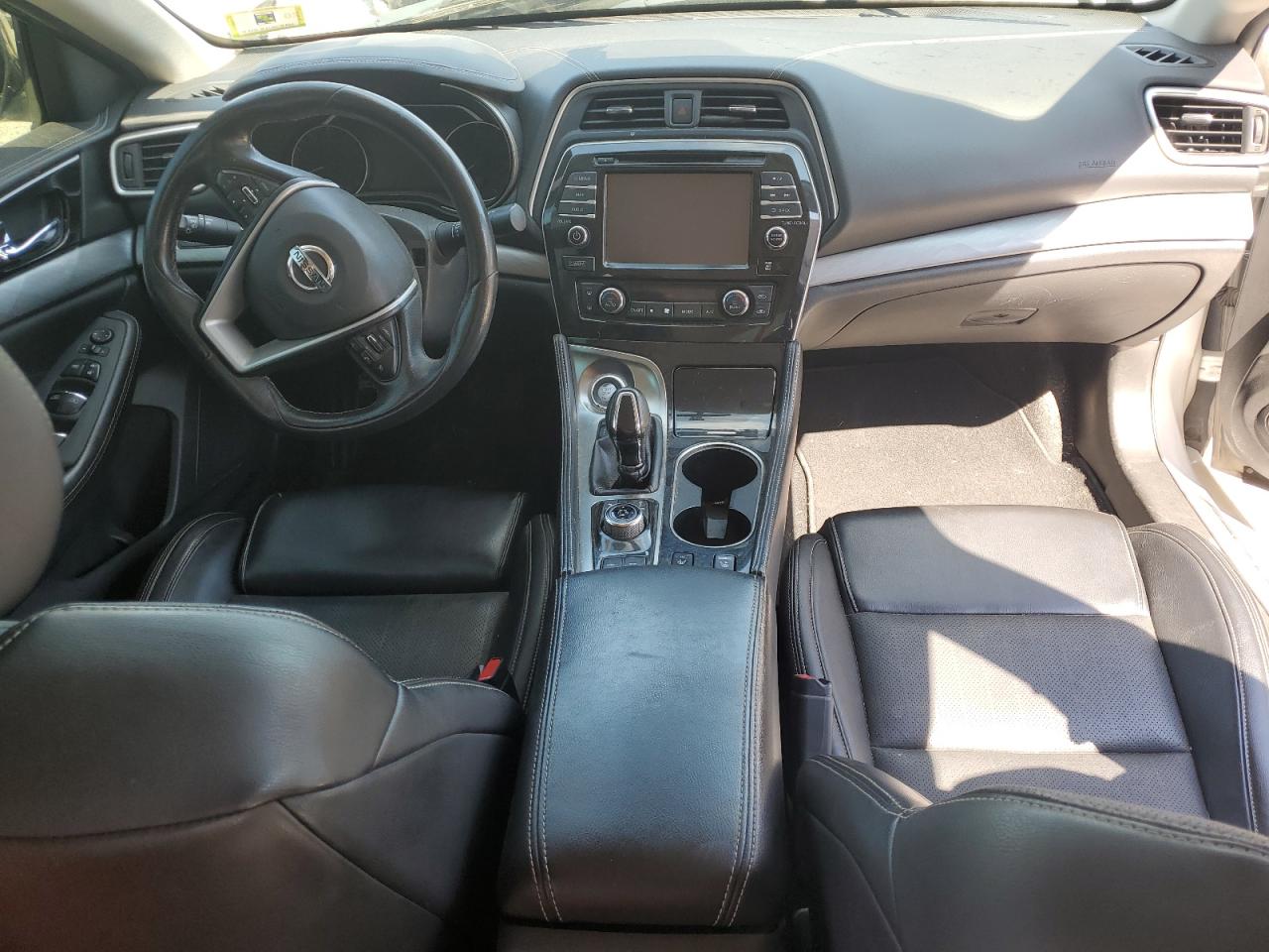 2017 Nissan Maxima - Image 8