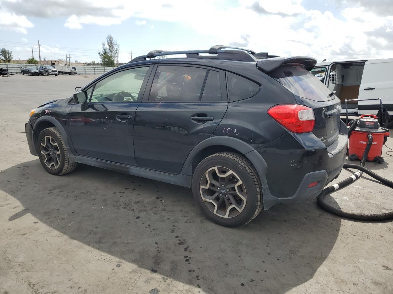 2016 Subaru XV - Image 2