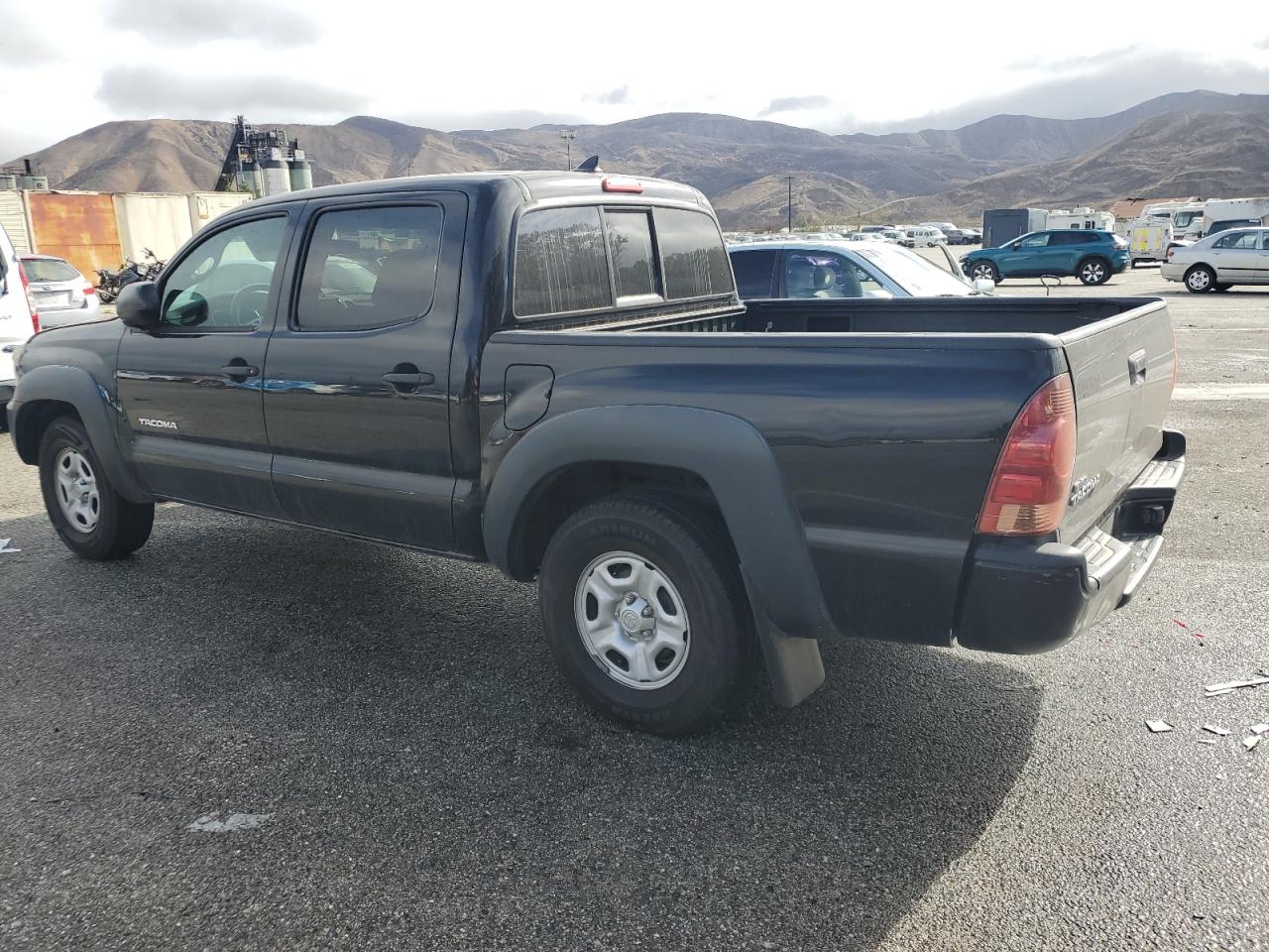 2012 Toyota Tacoma - Image 2
