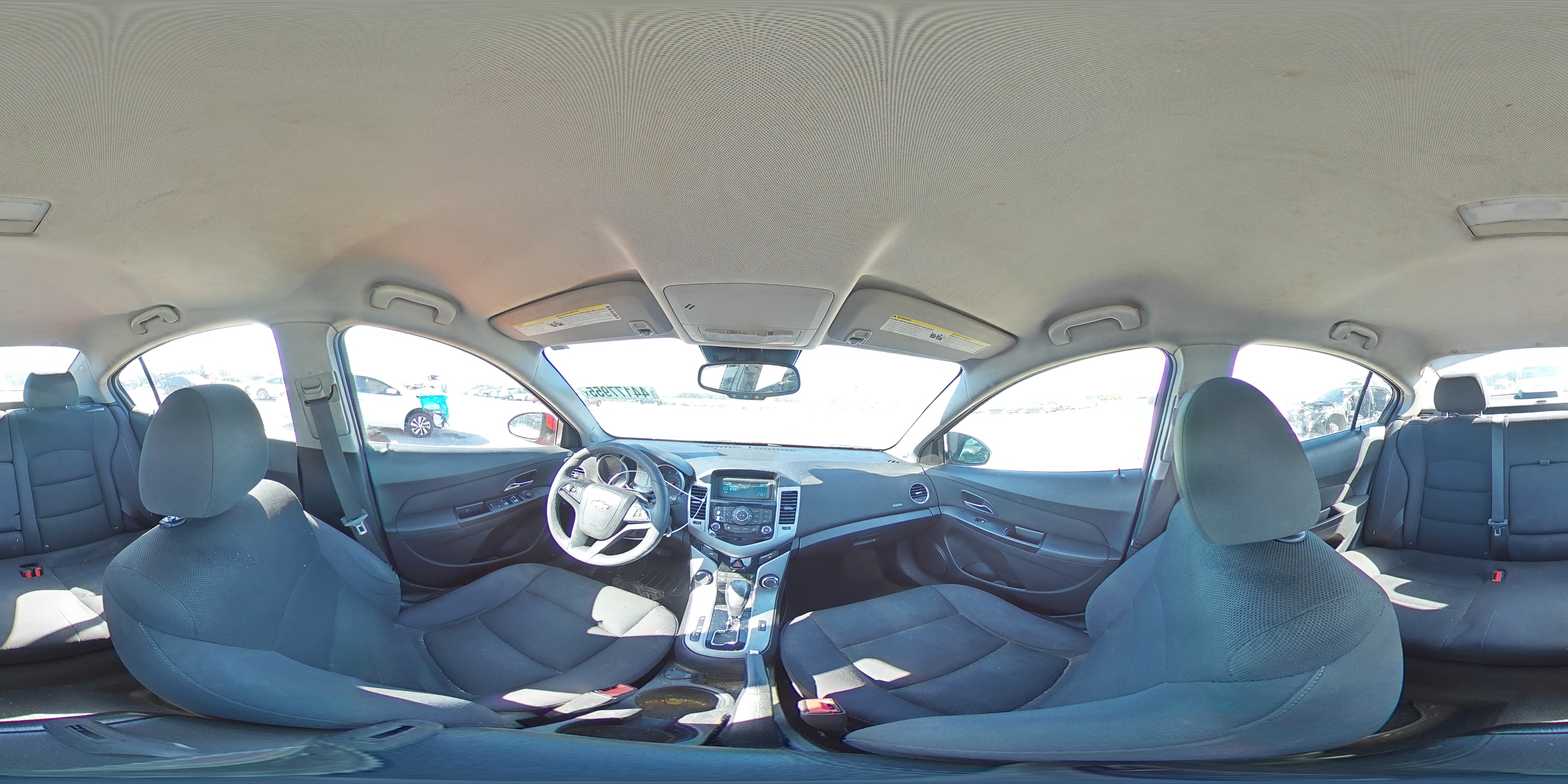 2015 Chevrolet Cruze - Image 13