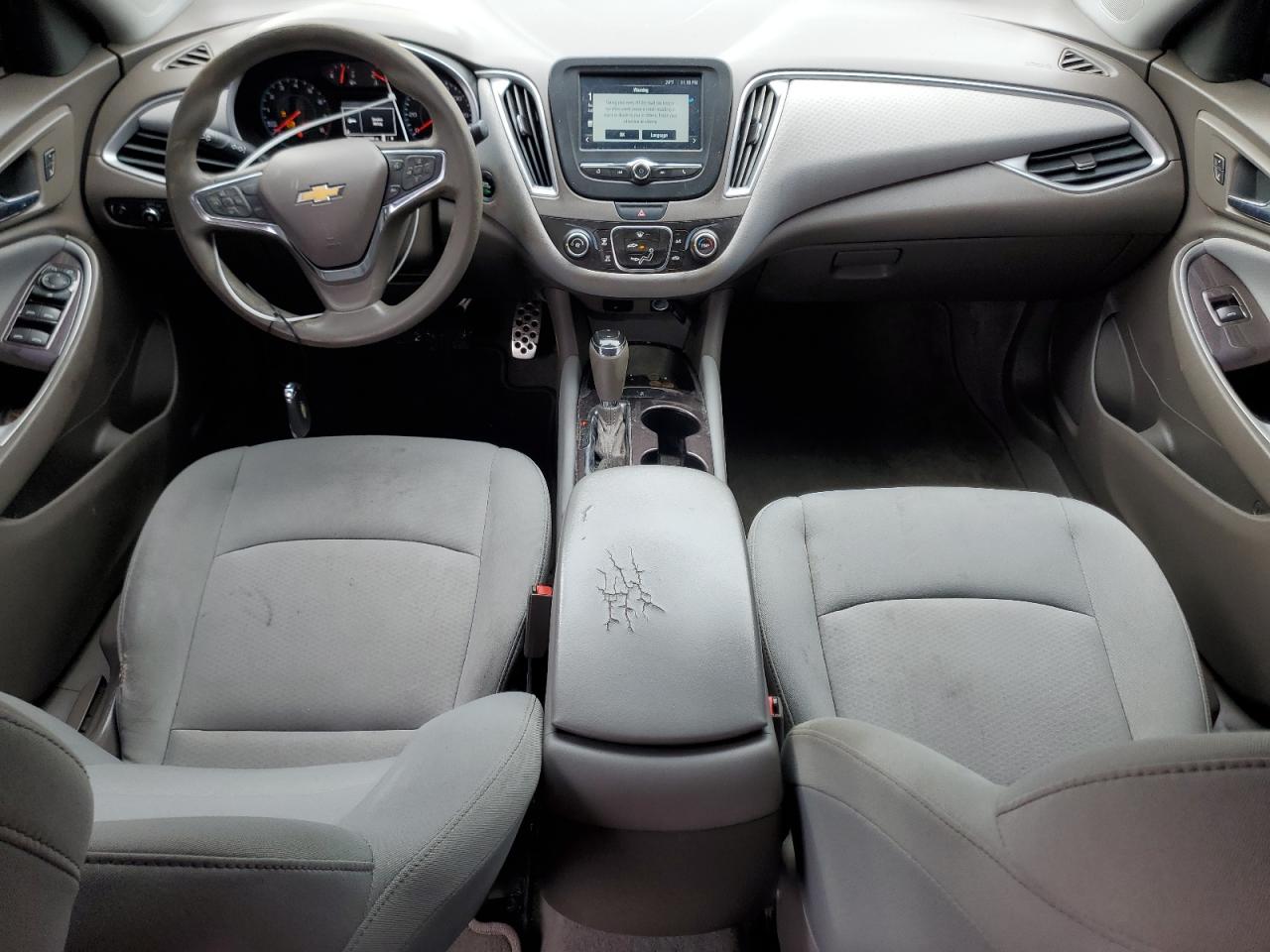 2017 Chevrolet Malibu - Image 8