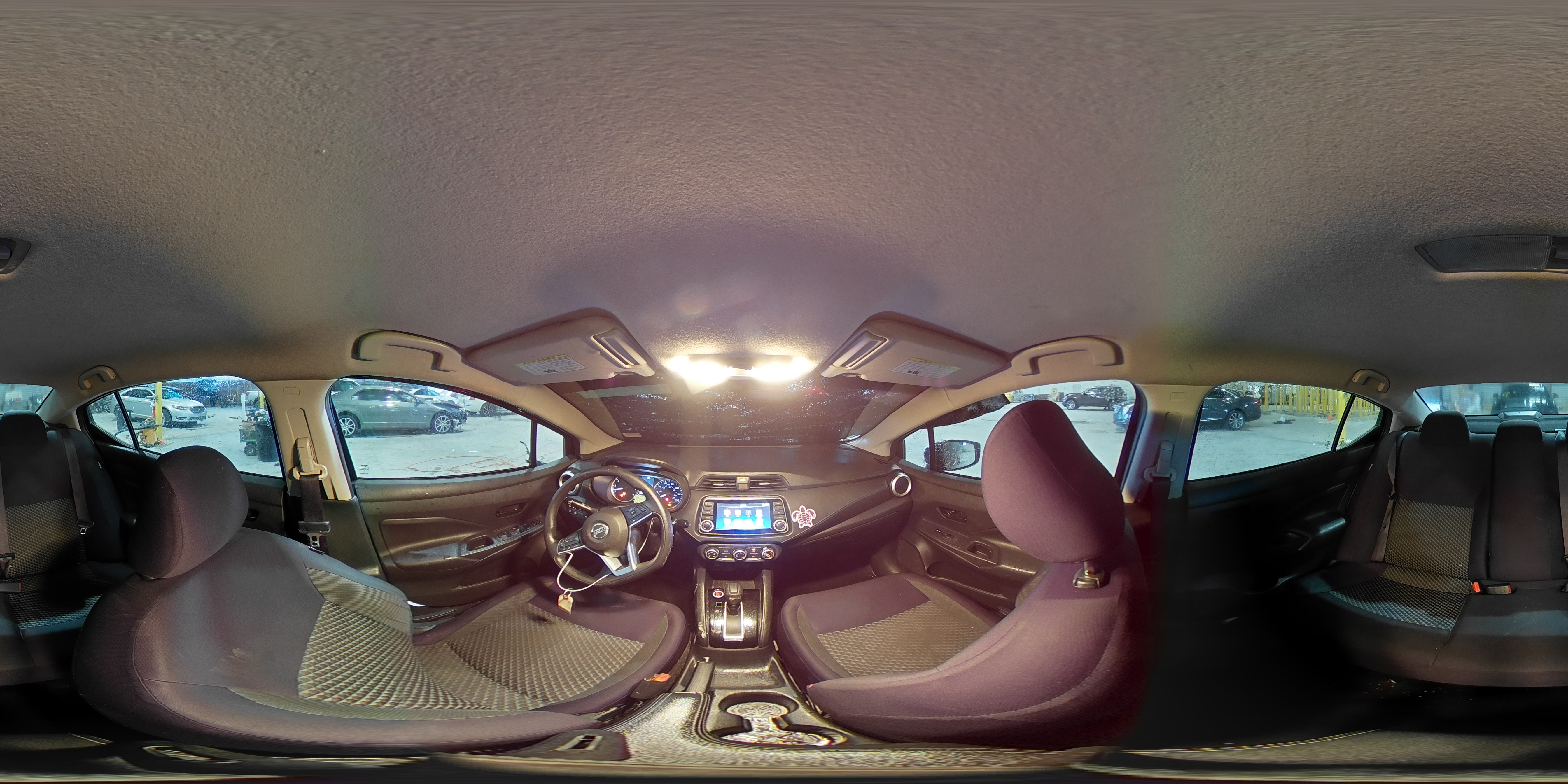 2020 Nissan Versa - Image 14