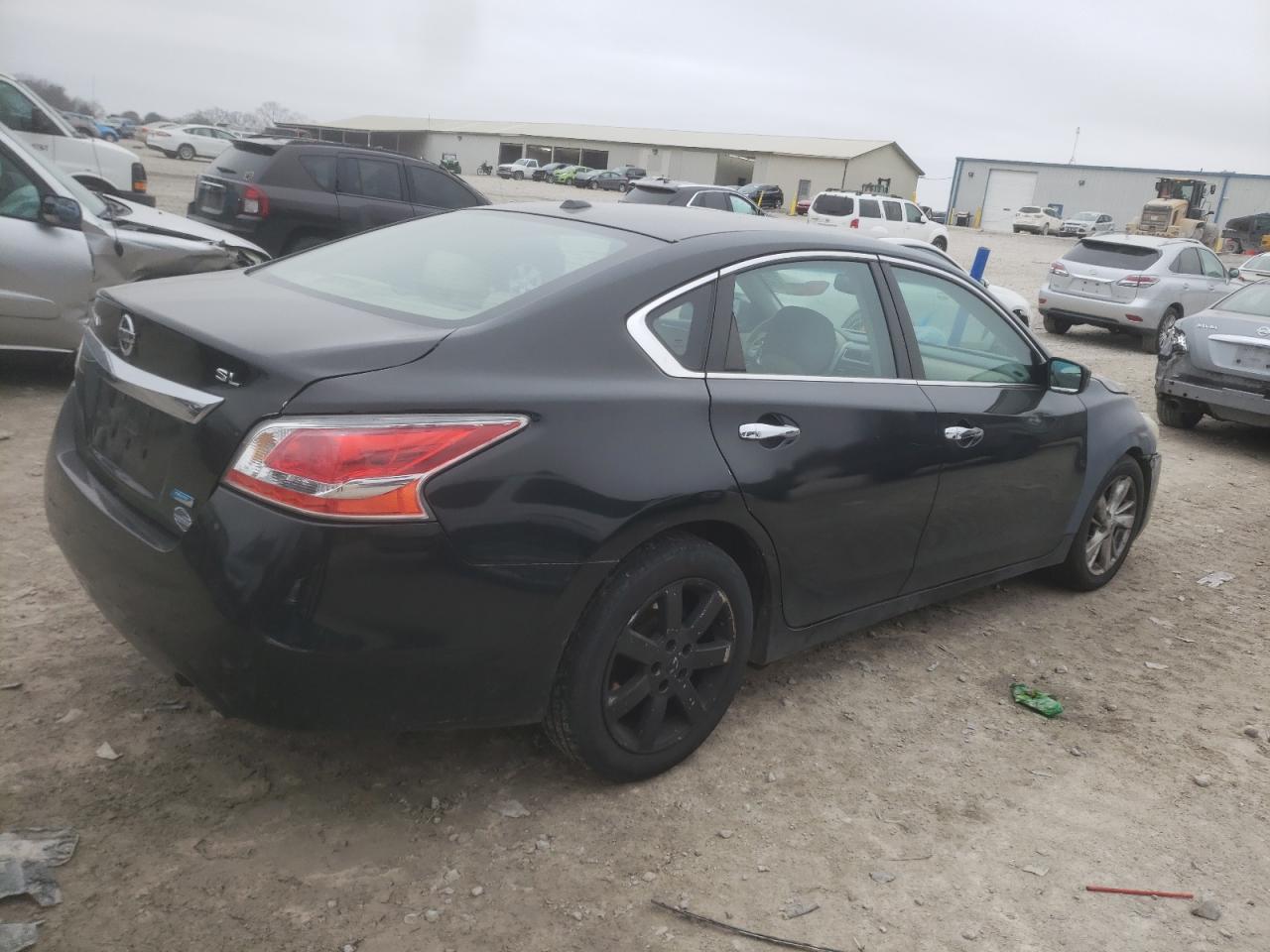 2014 Nissan Altima - Image 3