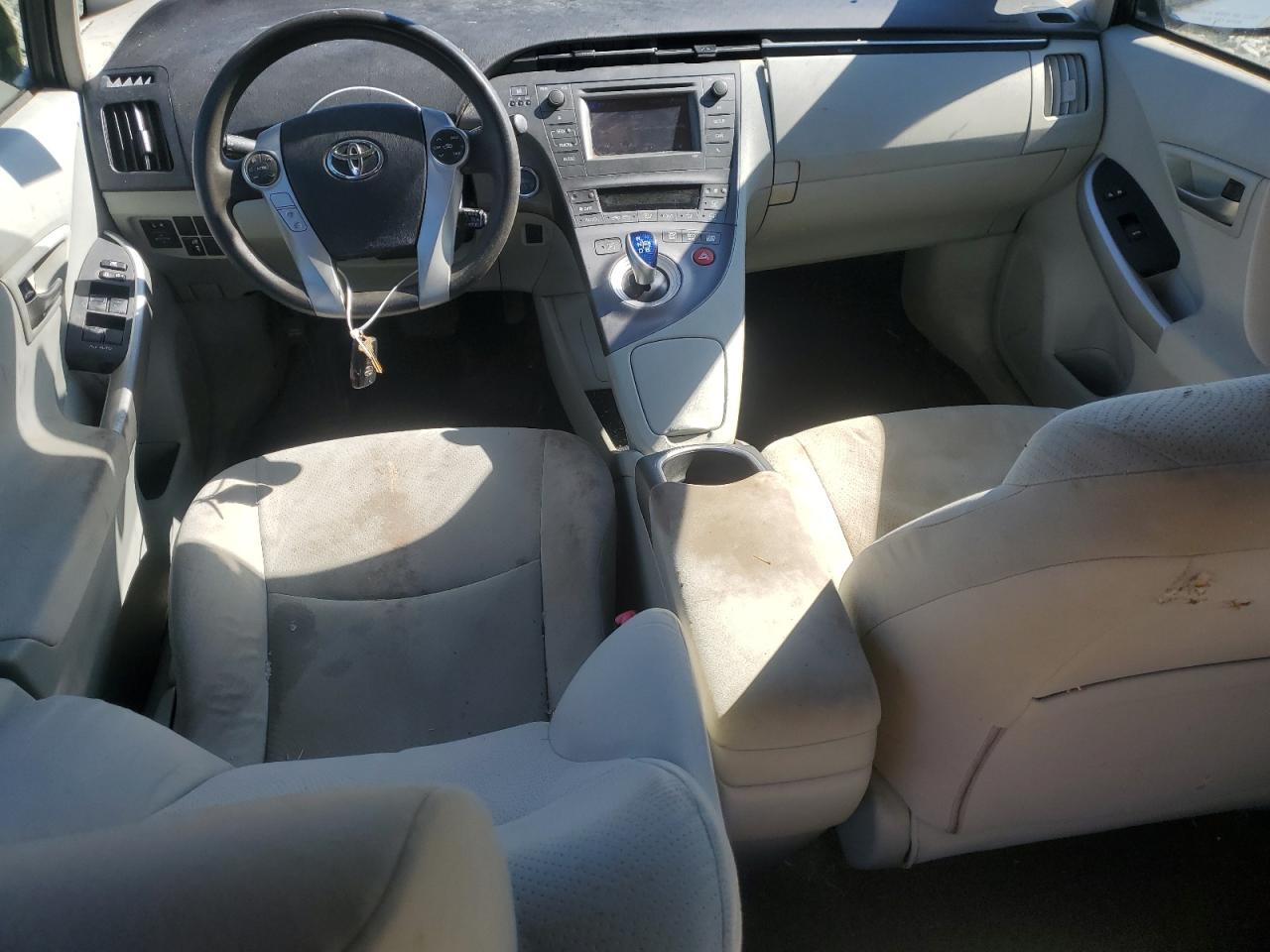 2013 Toyota Prius - Image 8