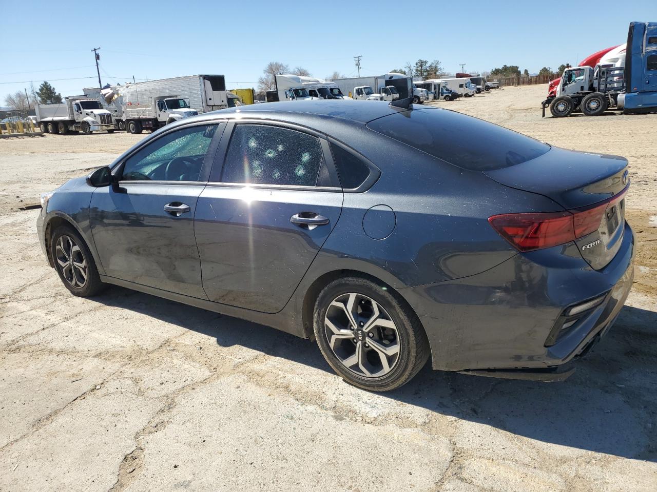 2019 Kia Forte - Image 2
