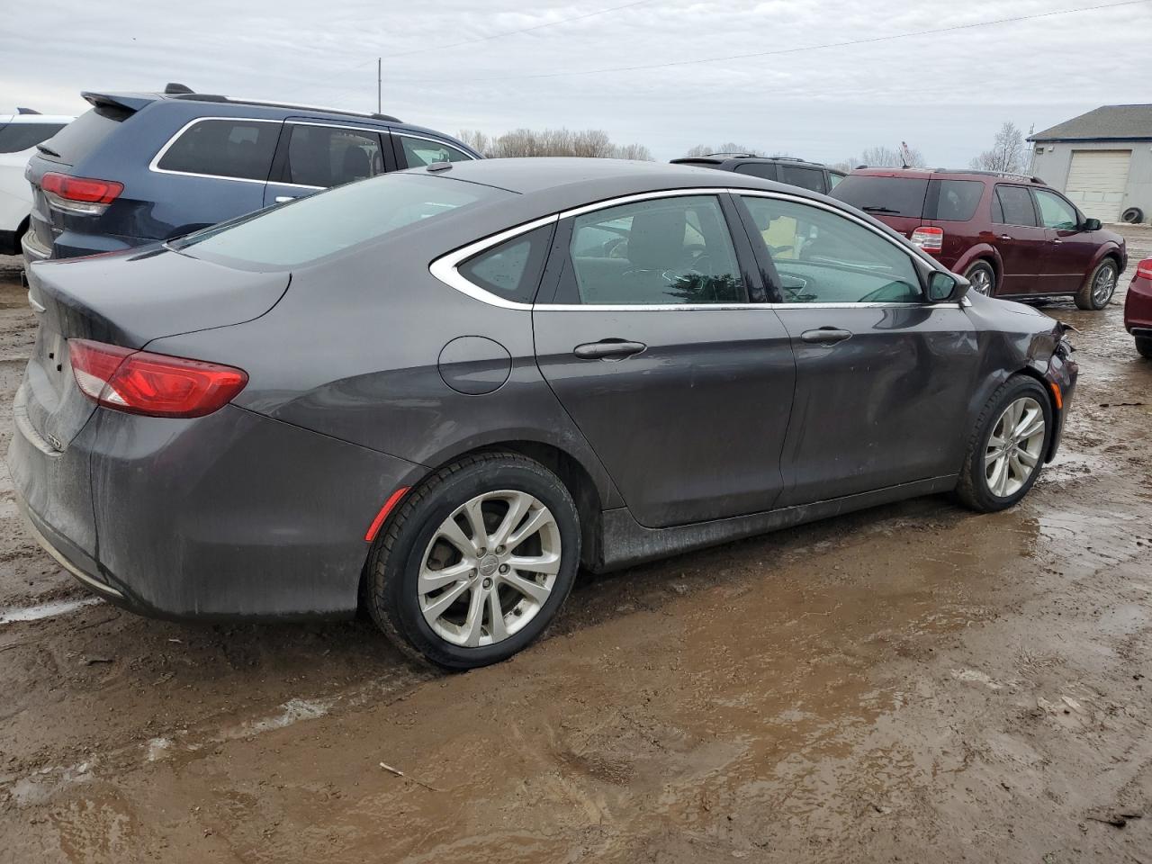 2015 Chrysler 200 - Image 3