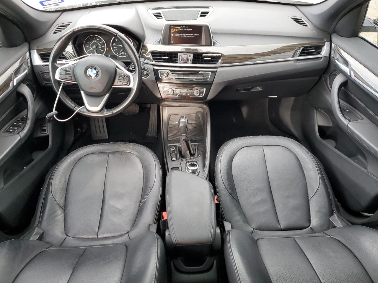 2017 BMW X1 - Image 8