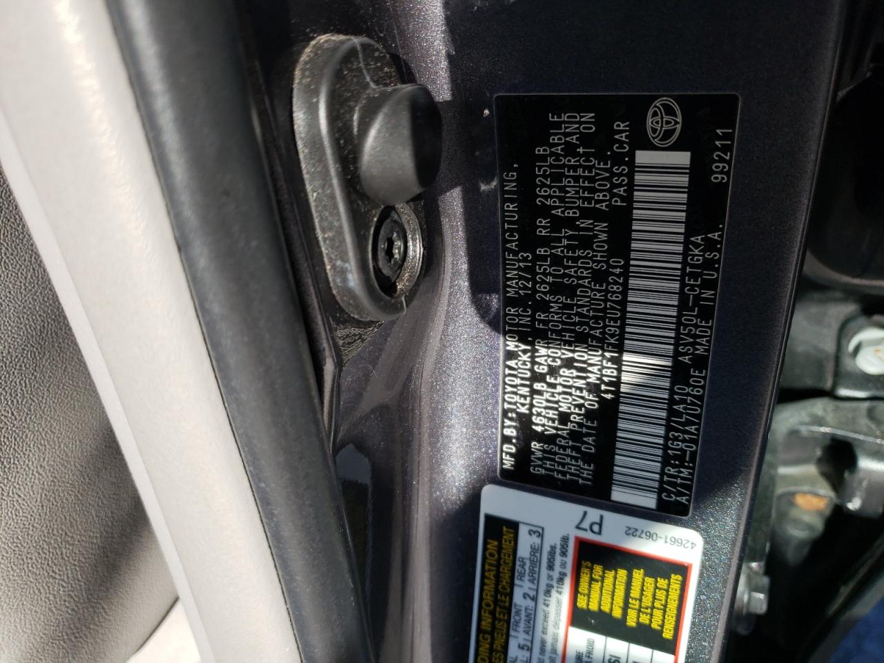 2014 Toyota Camry - Image 13