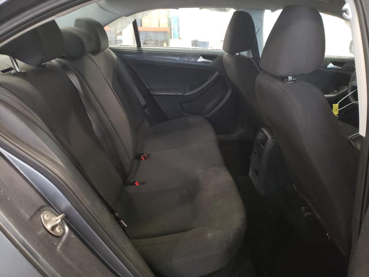 2015 Volkswagen Jetta - Image 10