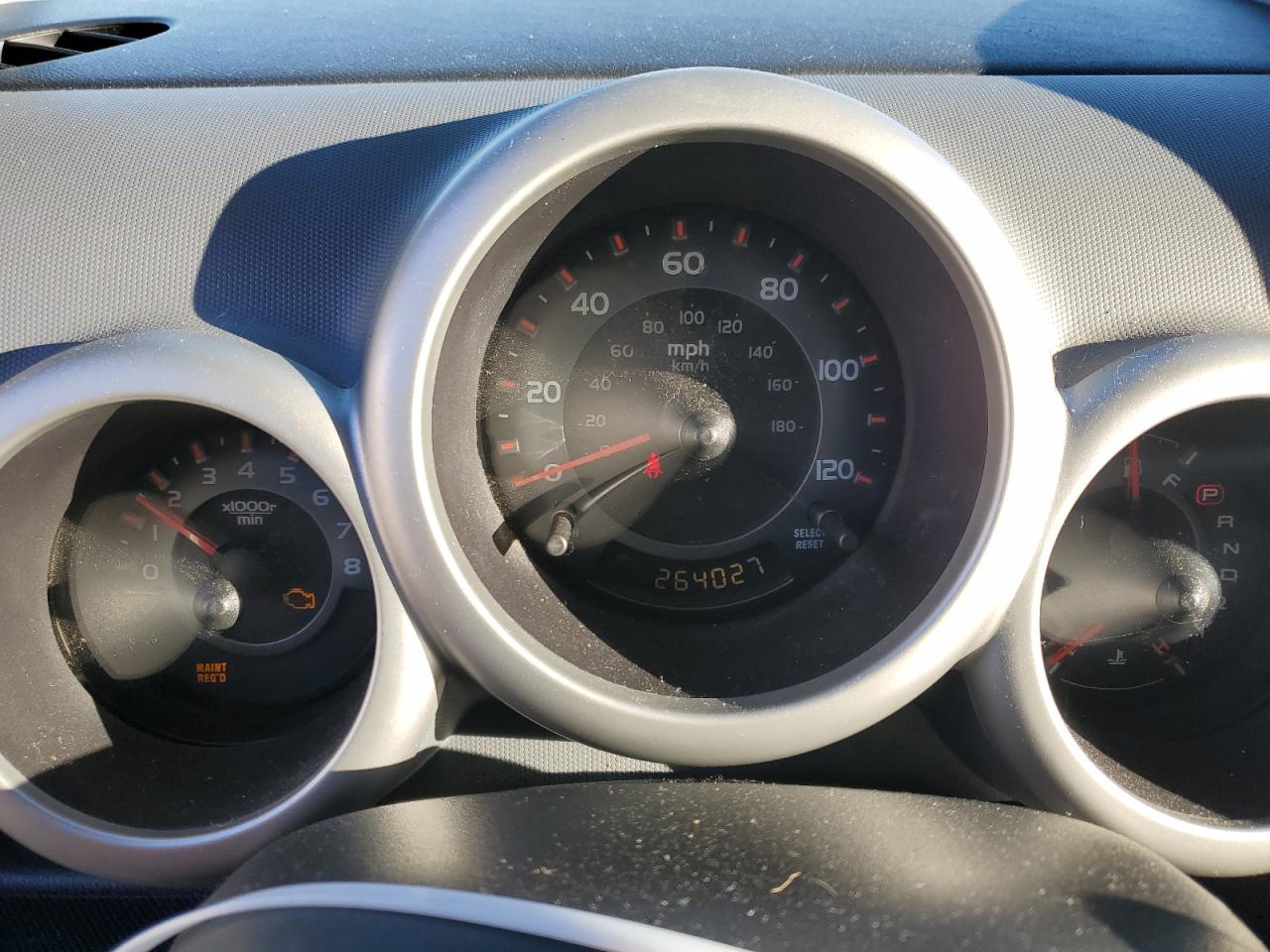 2004 Honda Element - Image 9