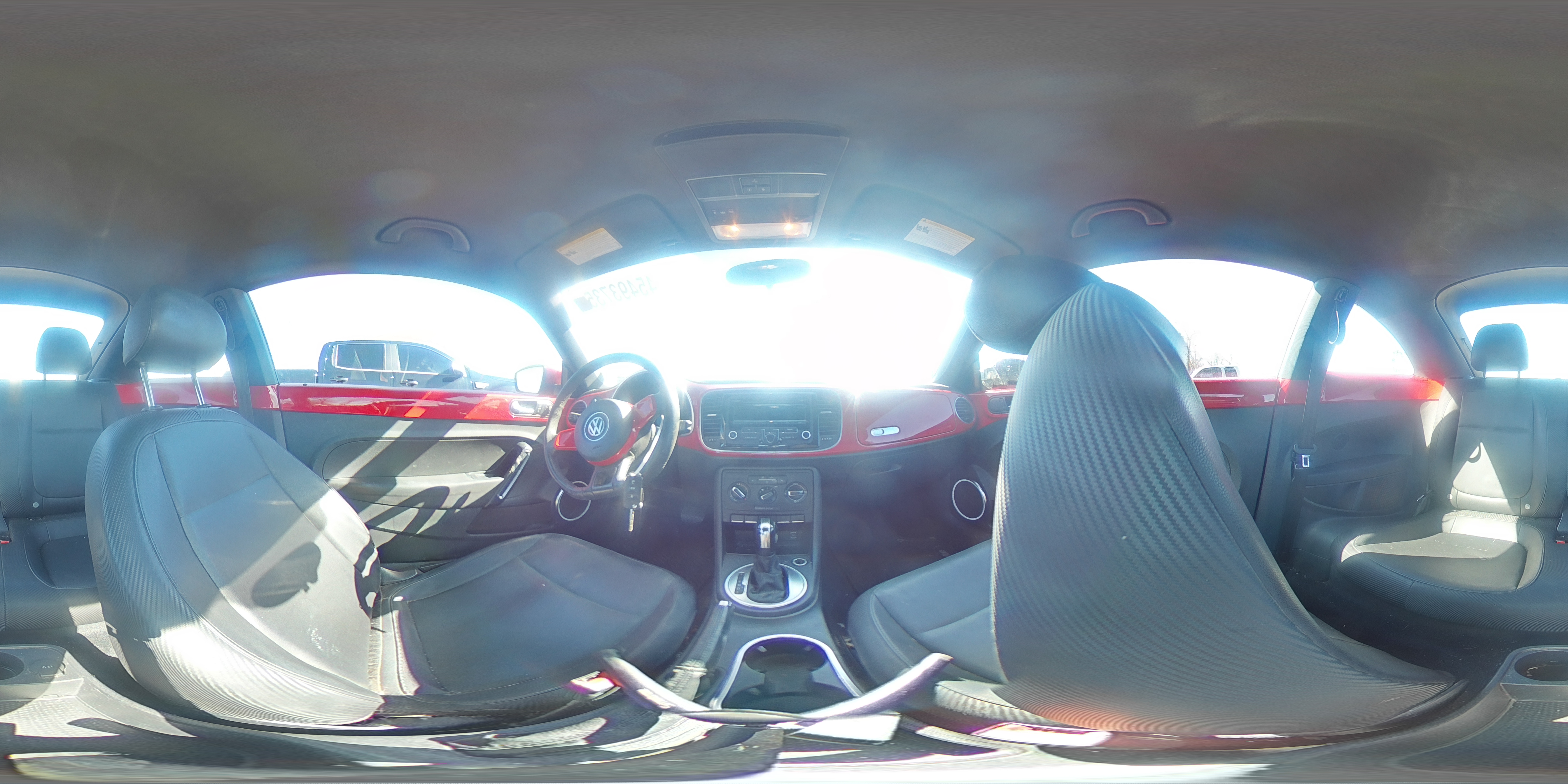 2012 Volkswagen Beetle - Image 13