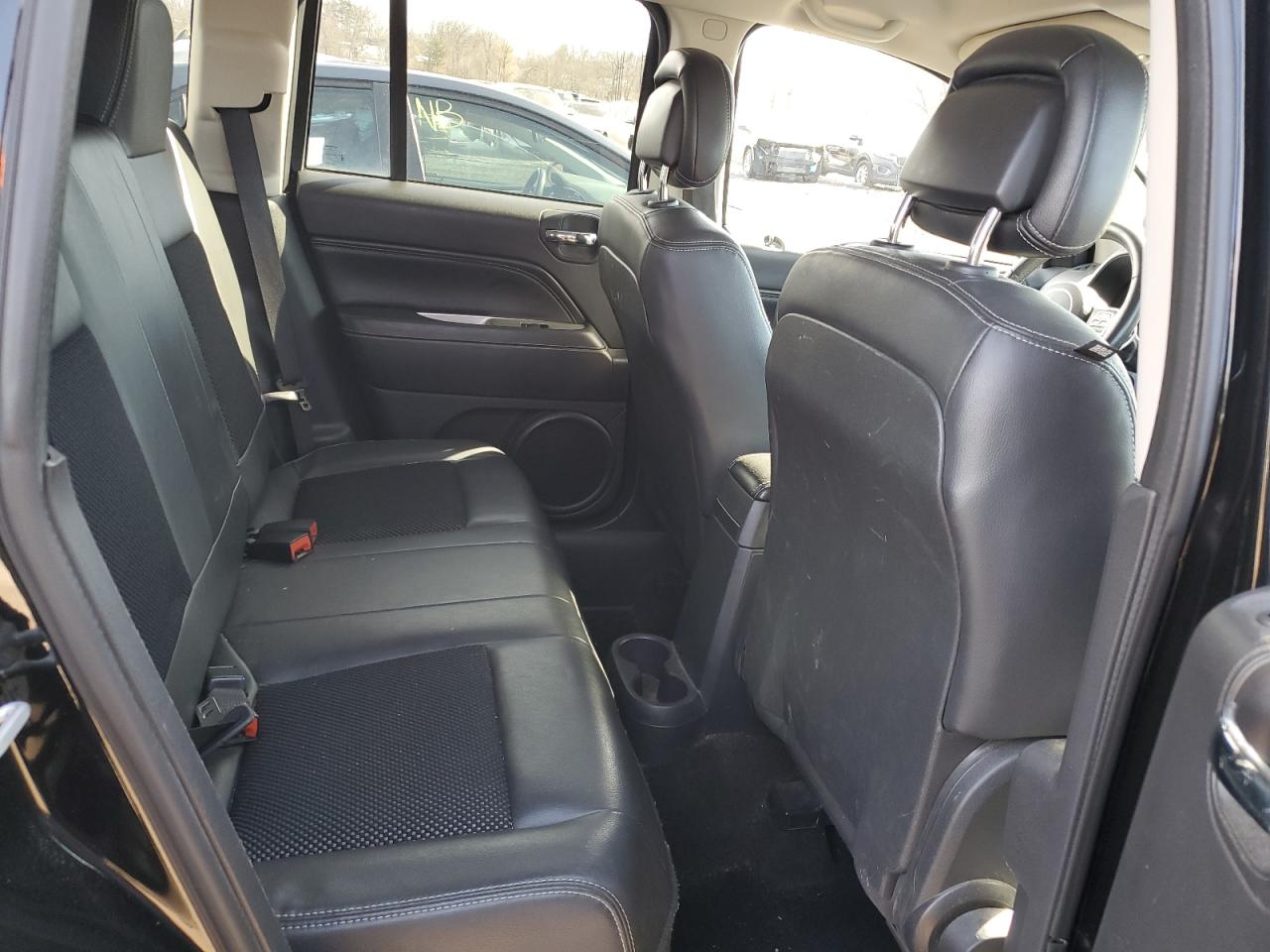2014 Jeep Compass - Image 10