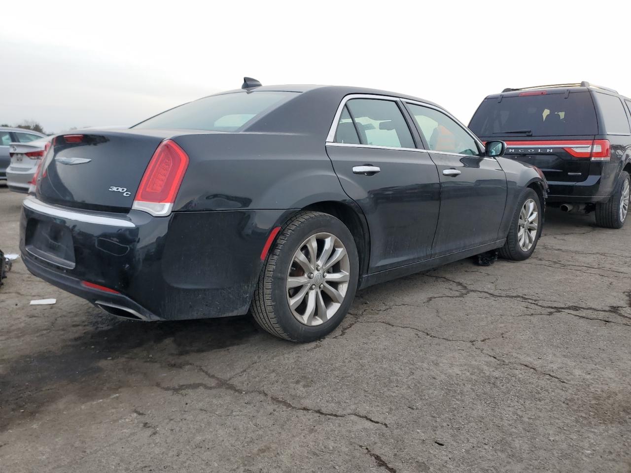 2017 Chrysler 300 - Image 3