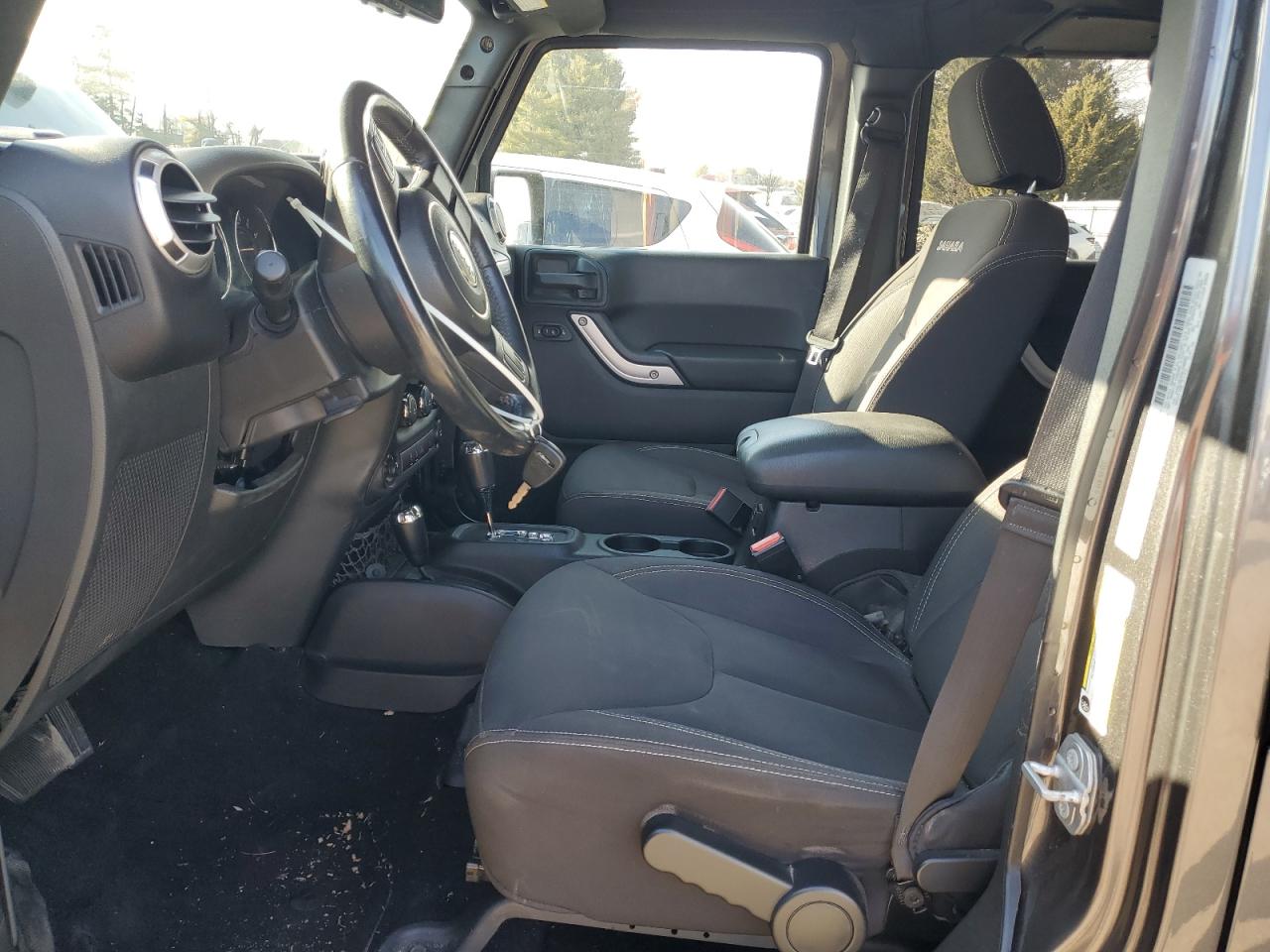 2017 Jeep Wrangler - Image 7