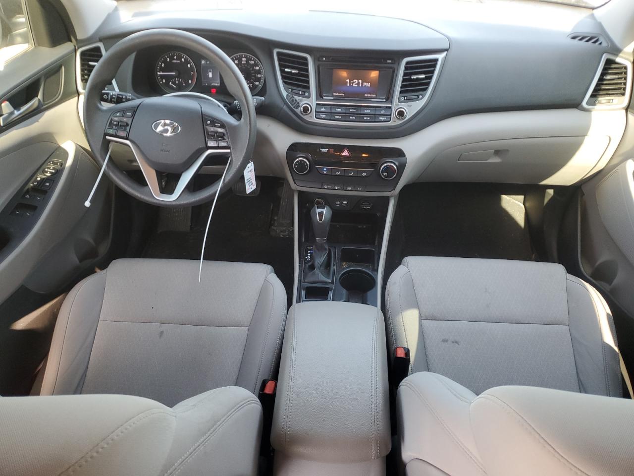 2017 Hyundai Tucson - Image 8