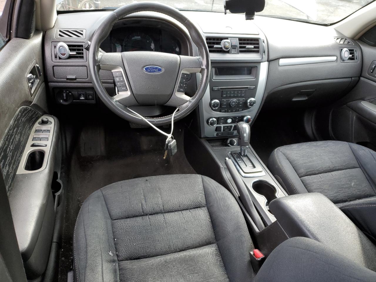 2010 Ford Fusion - Image 8