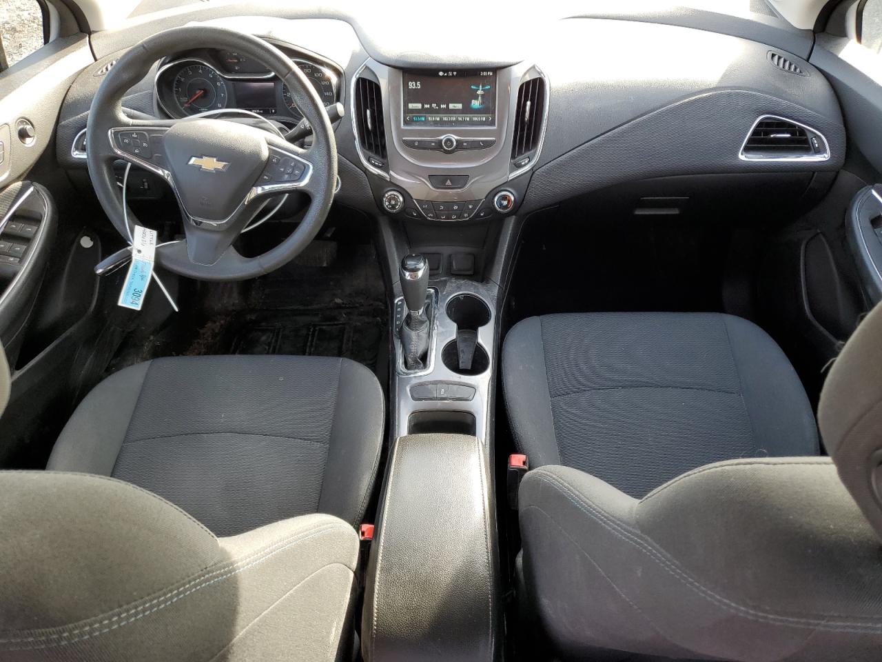 2018 Chevrolet Cruze - Image 8