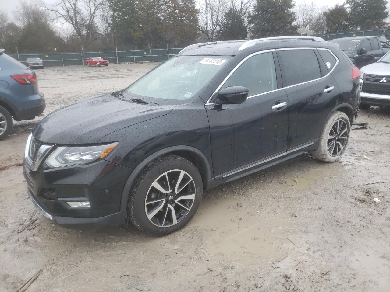 2017 Nissan Rogue - Image 1