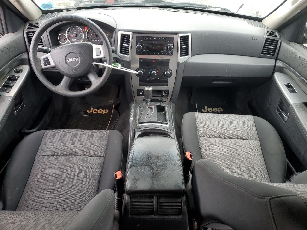 2009 Jeep Grand Cherokee - Image 8