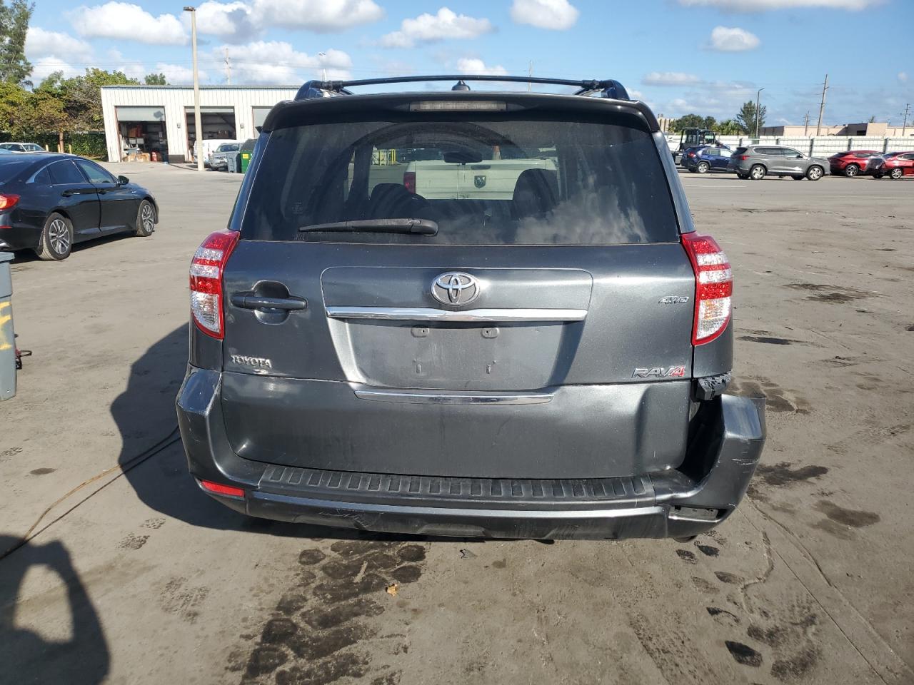 2011 Toyota RAV 4 - Image 6