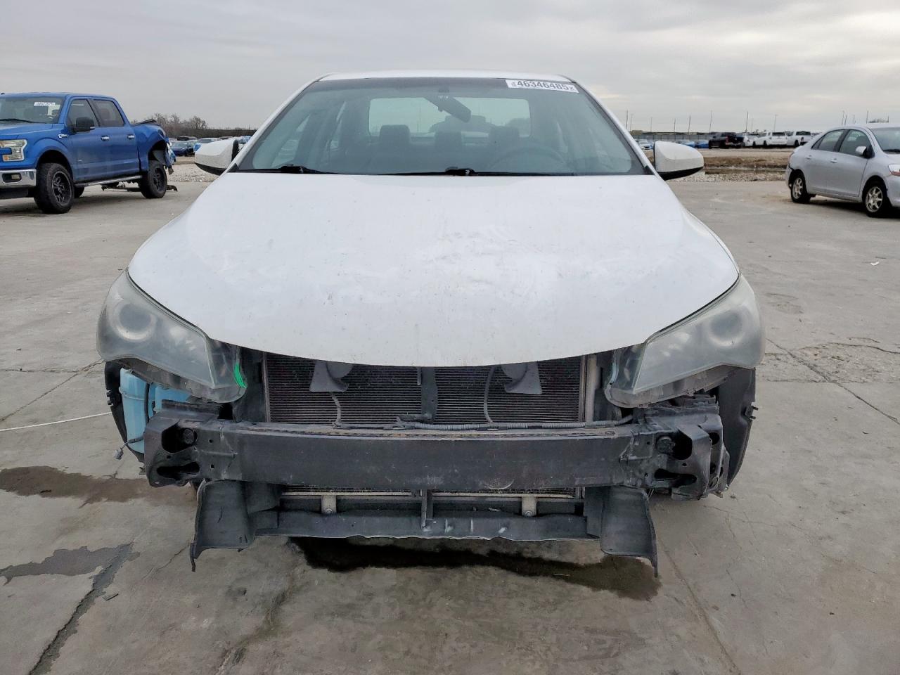 2016 Toyota Camry - Image 5