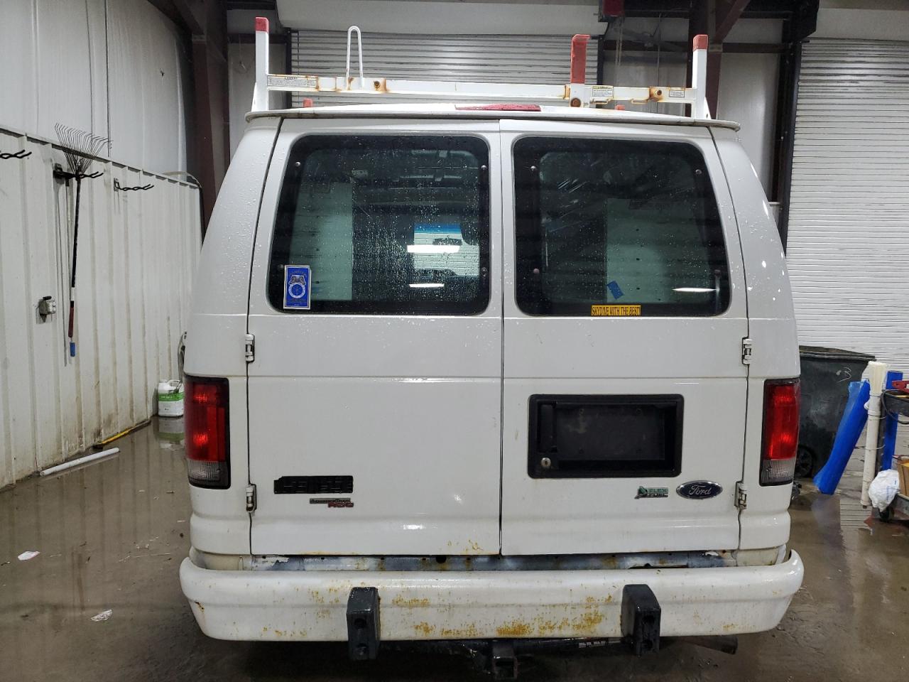 2014 Ford Econoline - Image 6