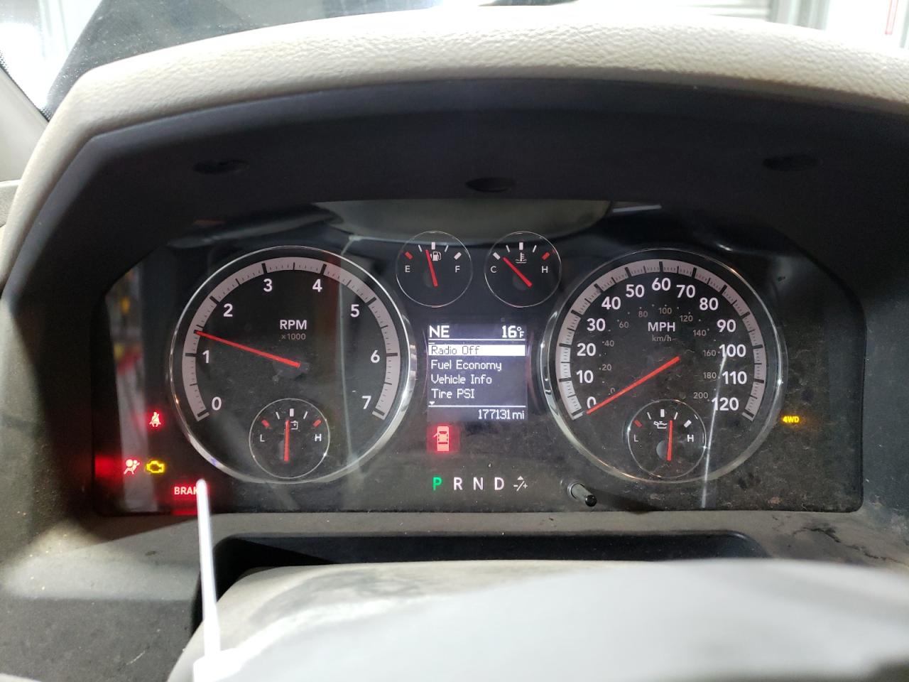2010 Dodge RAM - Image 9