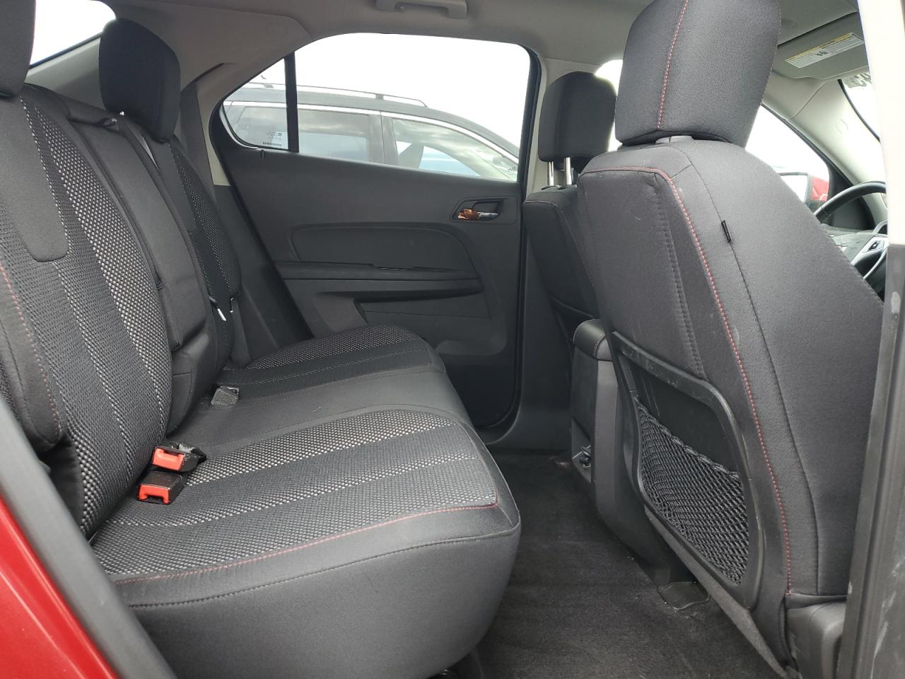 2015 Chevrolet Equinox - Image 11