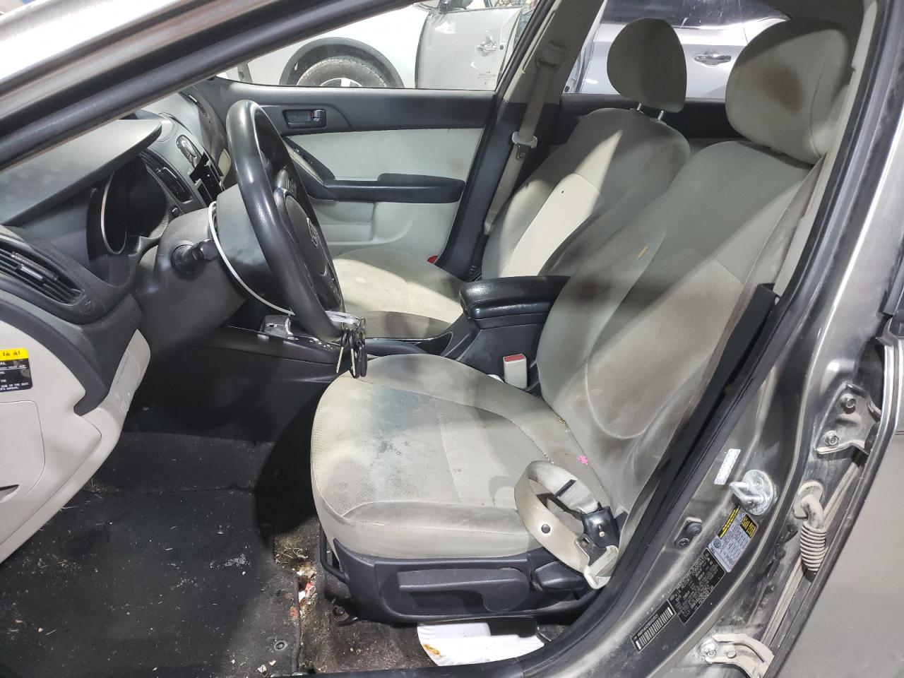 2011 Kia Forte - Image 7