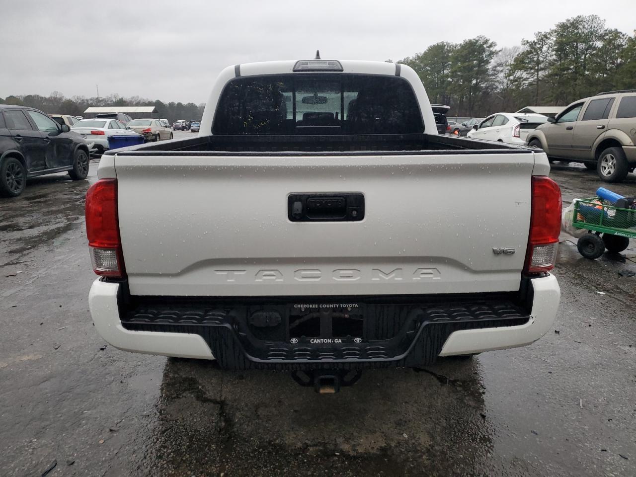 2017 Toyota Tacoma - Image 6