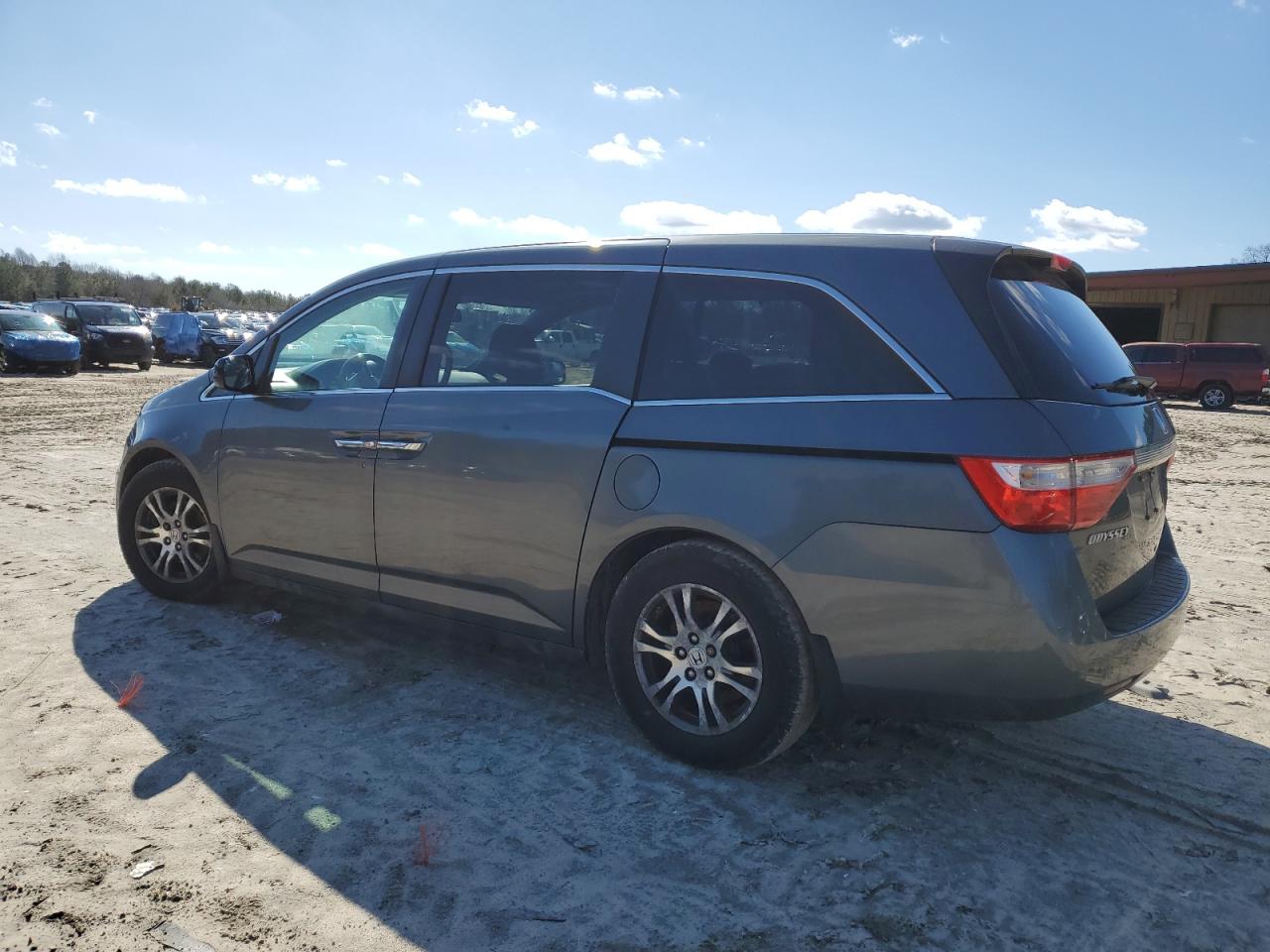 2013 Honda Odyssey - Image 2