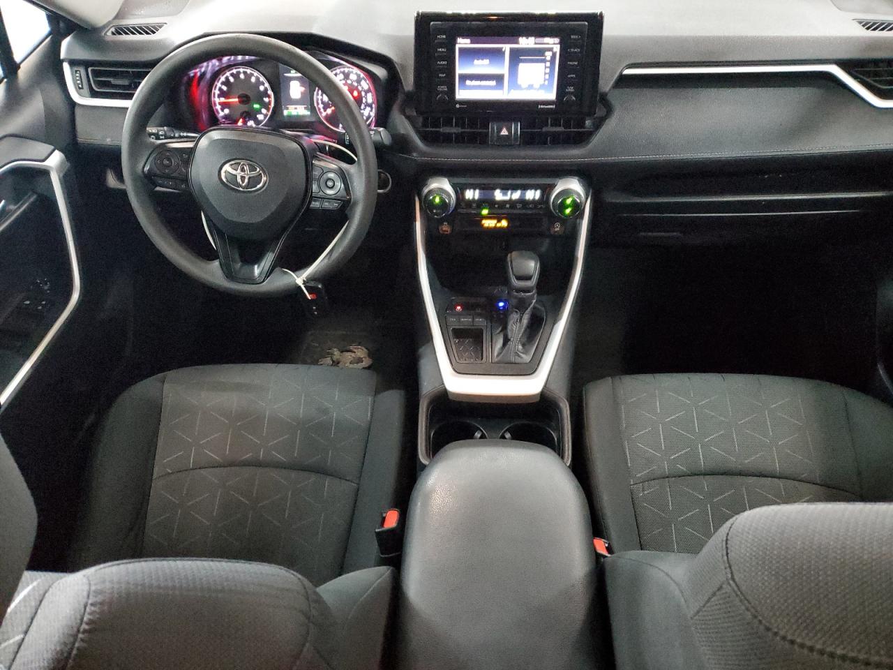 2021 Toyota RAV 4 - Image 8