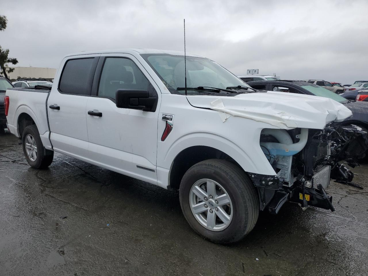 2022 Ford F-150 - Image 4