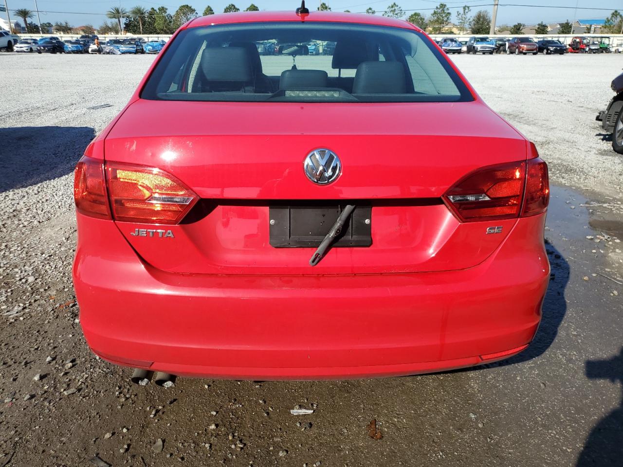 2014 Volkswagen Jetta - Image 6