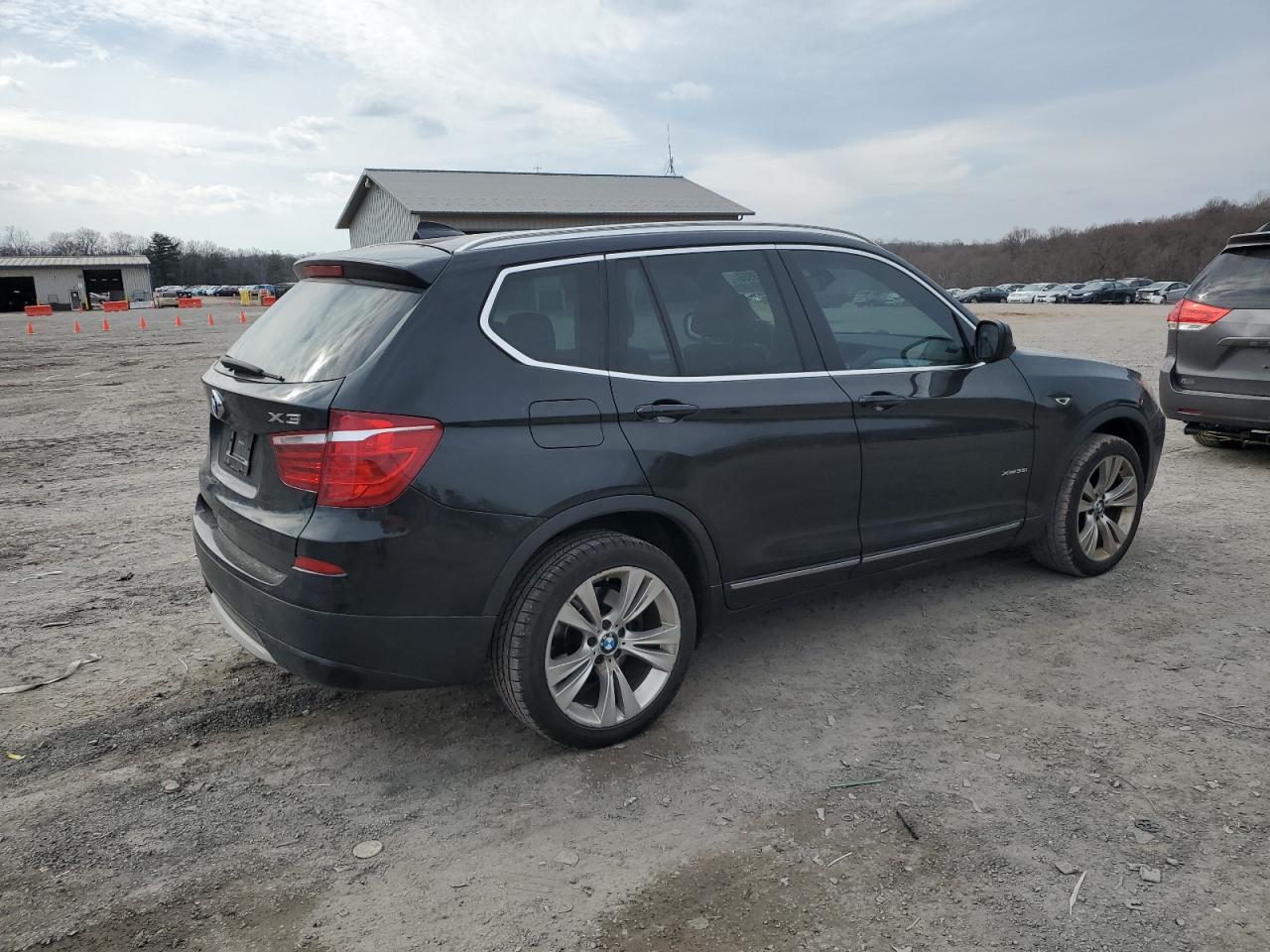 2013 BMW X3 - Image 3