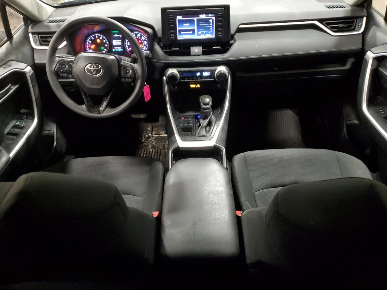 2019 Toyota RAV 4 - Image 8