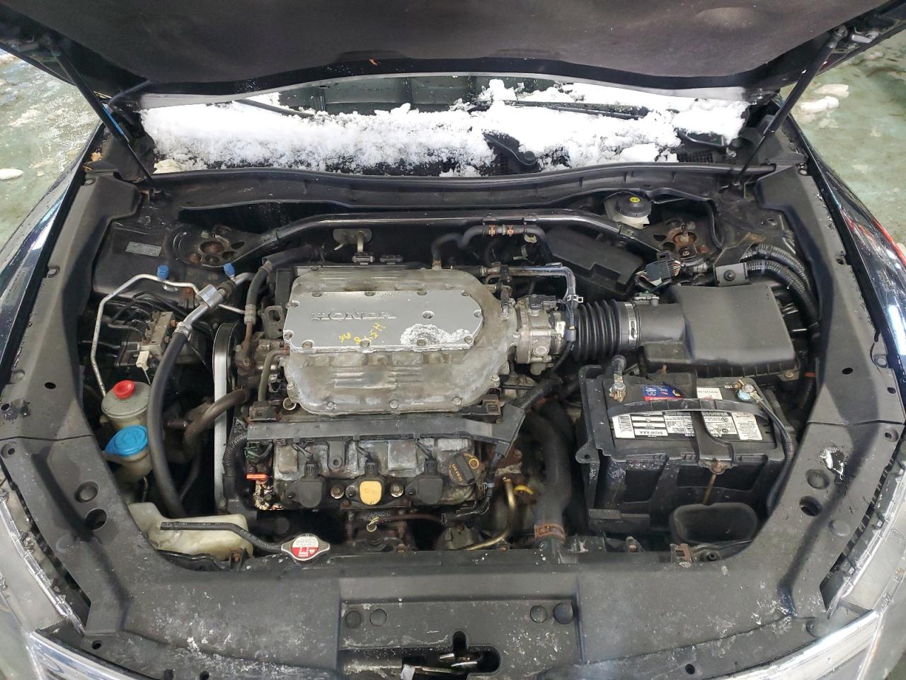 2010 Honda Accord - Image 11