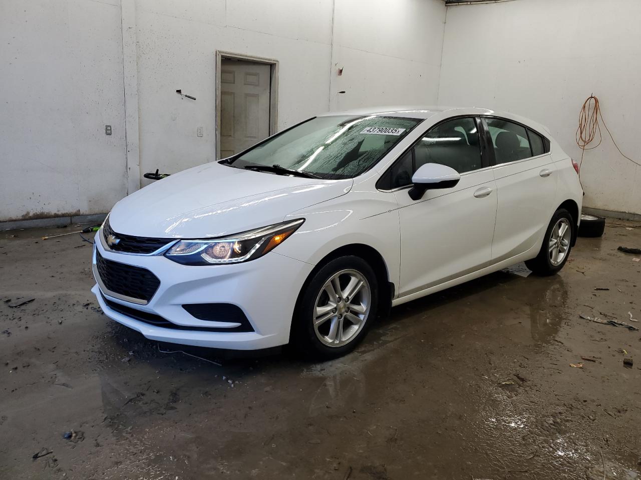 3G1BE6SMXHS587804 CHEVROLET CRUZE 2017