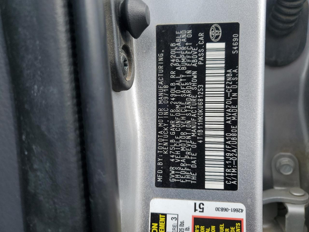 2019 Toyota Camry - Image 12