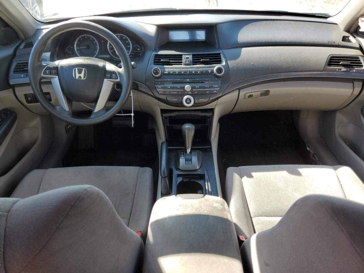 2009 Honda Accord - Image 8