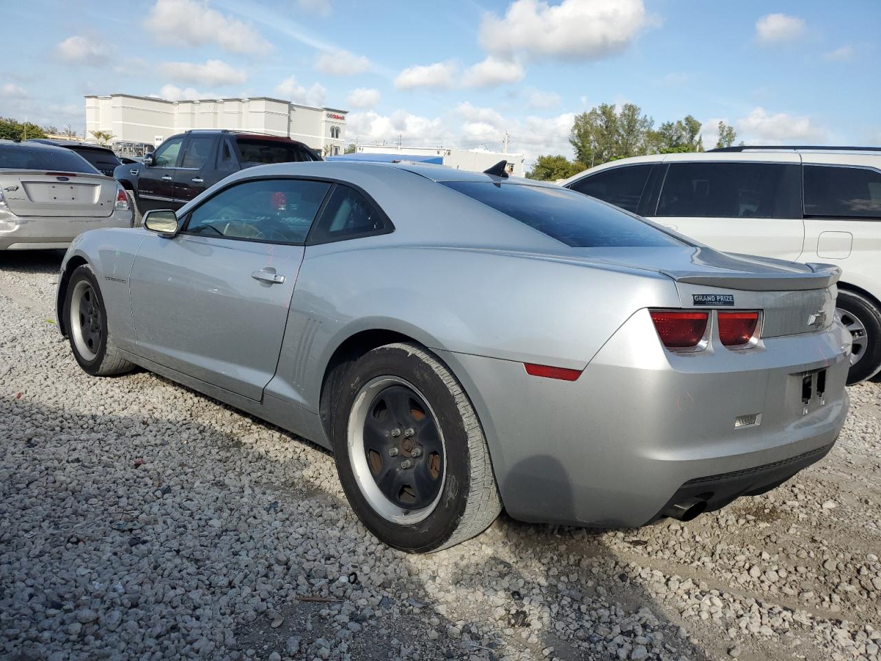 2013 Chevrolet Camaro - Image 2