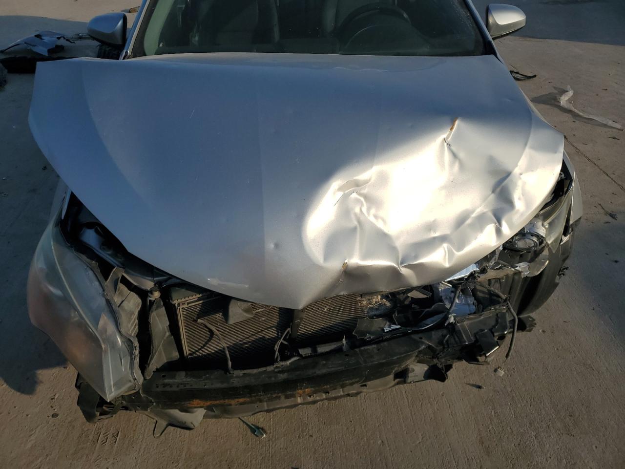 2015 Toyota Camry - Image 11