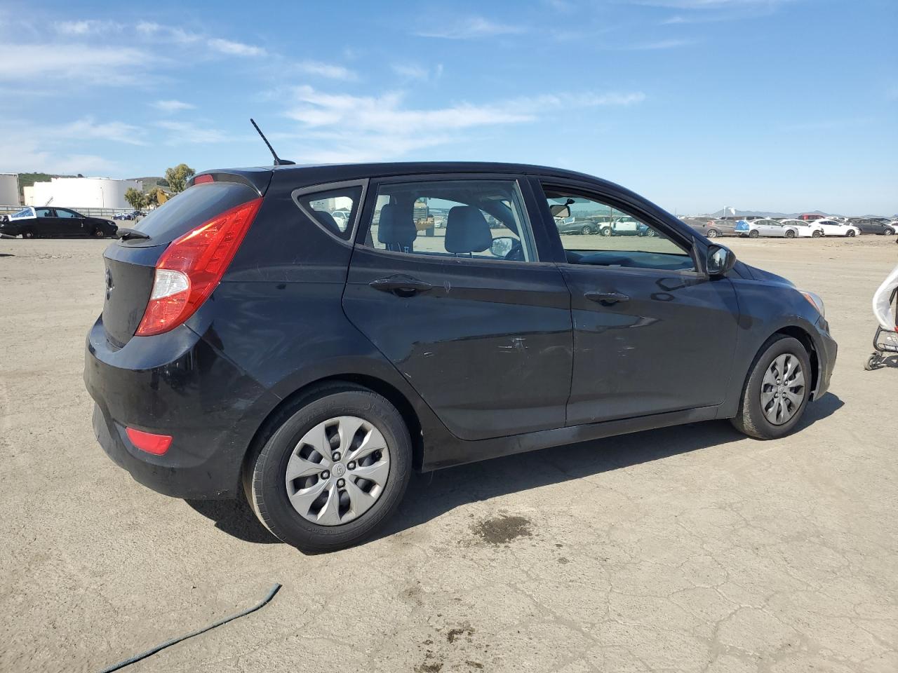 2016 Hyundai Accent - Image 3