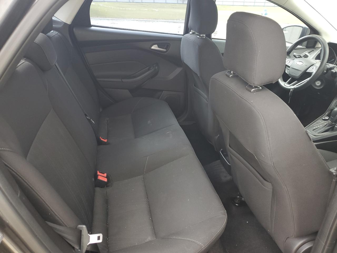 2017 Ford Focus - Image 10