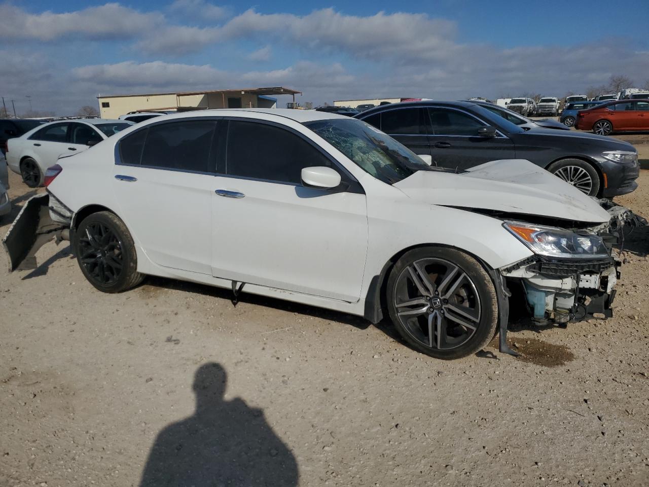 2016 Honda Accord - Image 4