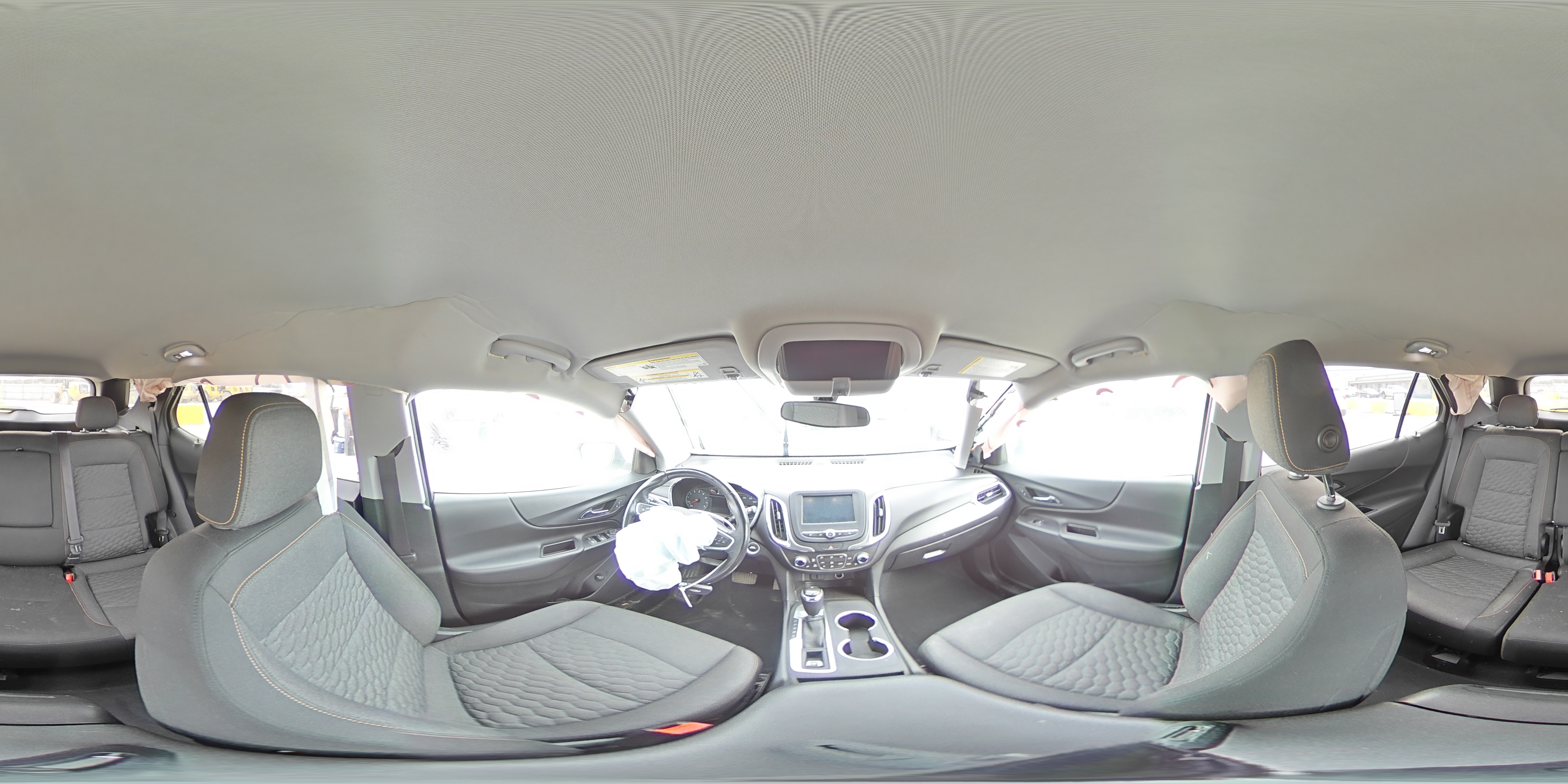2018 Chevrolet Equinox - Image 13