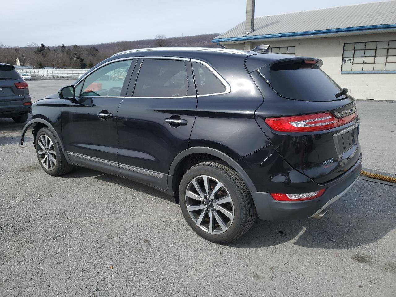 2019 Lincoln MKC - Image 2